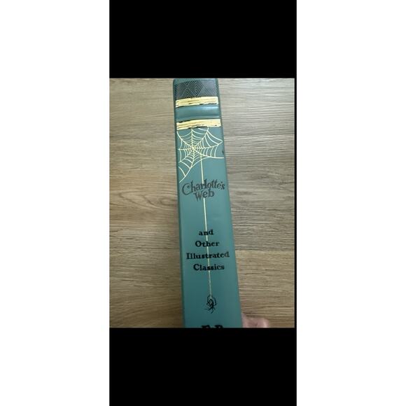 Charlotte's Web and Other Illustrated Classics Leather Bound E B White EUC - Picture 9 of 16
